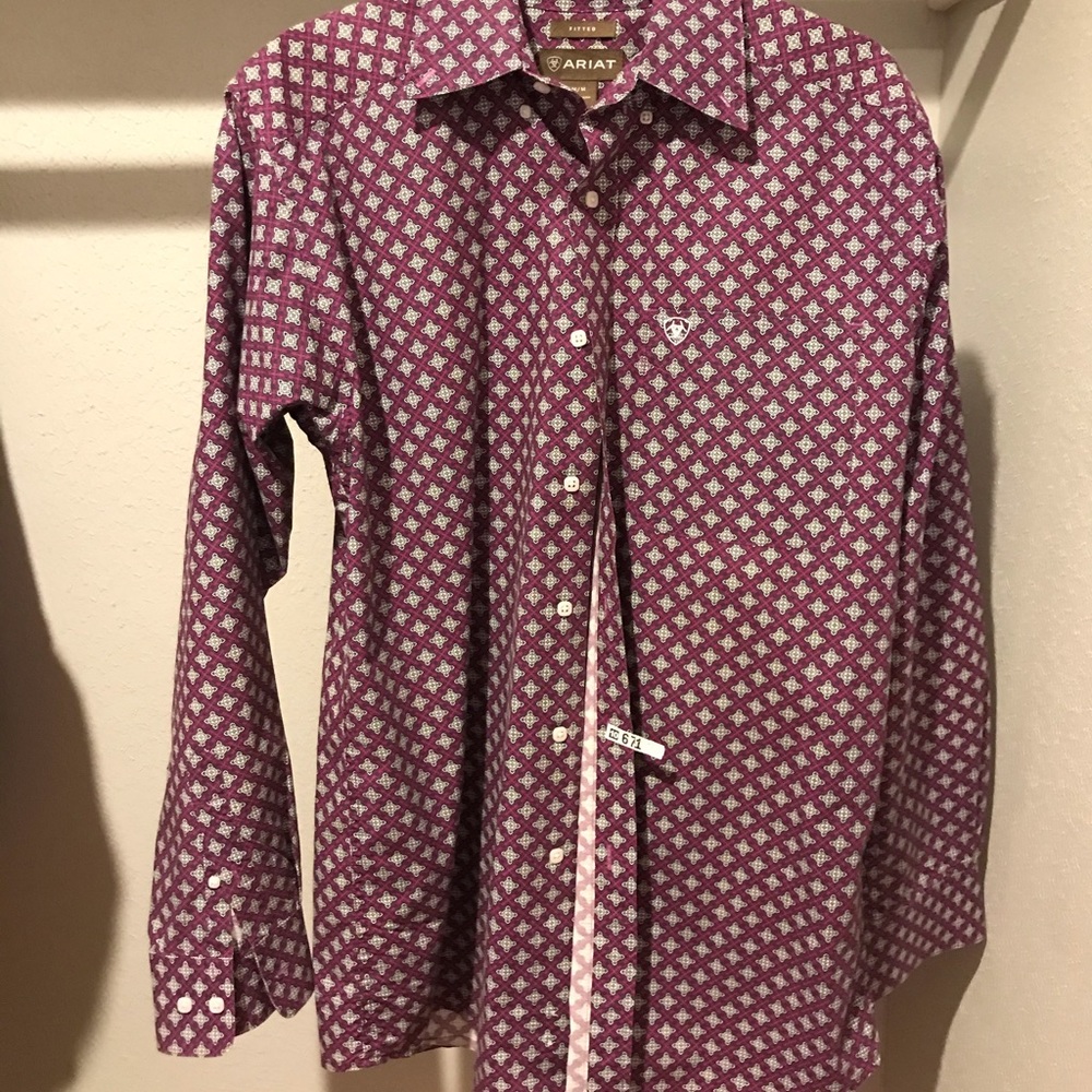 EUC Ariat Men’s long sleeve shirt